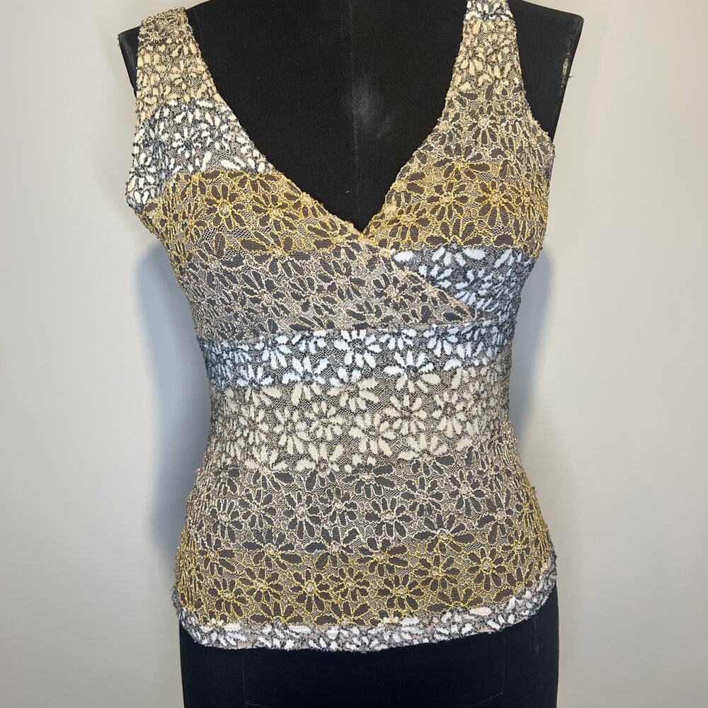 Y2K Timing Lace V-neck Tank Top‎ Sleeveless Floral Crochet overlay  Sz Medium